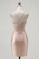 Laden Sie das Bild in den Galerie-Viewer, Champagner Bodycon Korsett mit Falten, Perlen-Homecoming-Kleid