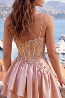 Laden Sie das Bild in den Galerie-Viewer, Champagner A-Line Korsett mit gerafftem Homecoming-Kleid mit Perlen