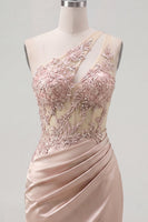 Laden Sie das Bild in den Galerie-Viewer, Champagner-Ein-Schulter-Bodycon-transparentes Korsett mit gerafftem Homecoming-Kleid mit Perlen