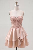 Laden Sie das Bild in den Galerie-Viewer, A-Line Champagner Sweetheart transparentes Korsett mit Rüschen und Heimkehrkleid mit Perlen