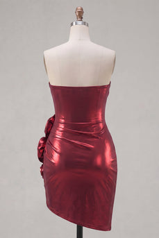 Metallisch-burgunderrotes, trägerloses Bodycon mit gerafftem Homecoming-Kleid mit 3D-Blumen