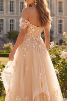 Laden Sie das Bild in den Galerie-Viewer, Champagner A-Linie Off-the-shoulder Florales Korsett Langes Abschlussballkleid mit Rüschen
