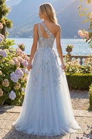 Laden Sie das Bild in den Galerie-Viewer, A-Linie langes Abschlussballkleid mit einer einen Schulter und blauem Korsett, appliziert