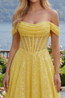 Laden Sie das Bild in den Galerie-Viewer, Glitzerndes gelbes, schulterloses Korsett, Pailletten, langes Abschlussballkleid