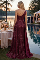 Laden Sie das Bild in den Galerie-Viewer, Glitzerndes bordeauxrotes A-Linien-Pailletten-Langball-Kleid mit Schlitz