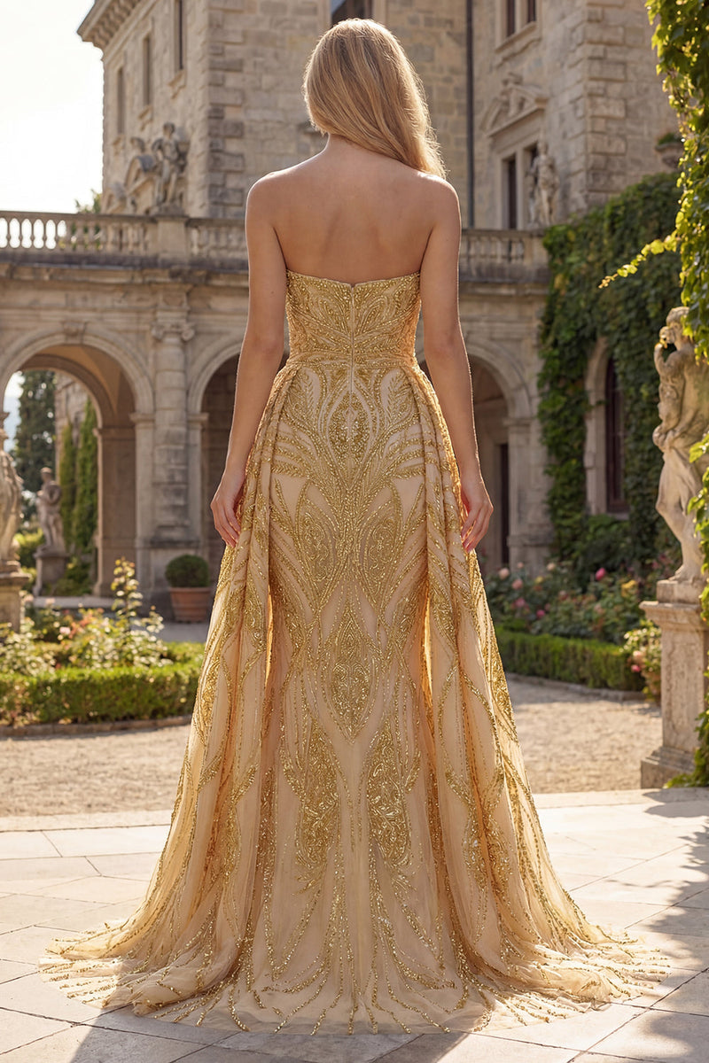 Laden Sie das Bild in den Galerie-Viewer, Glitzerndes goldenes, trägerloses Meerjungfrauen-Abschlussballkleid mit seitlichem Draper