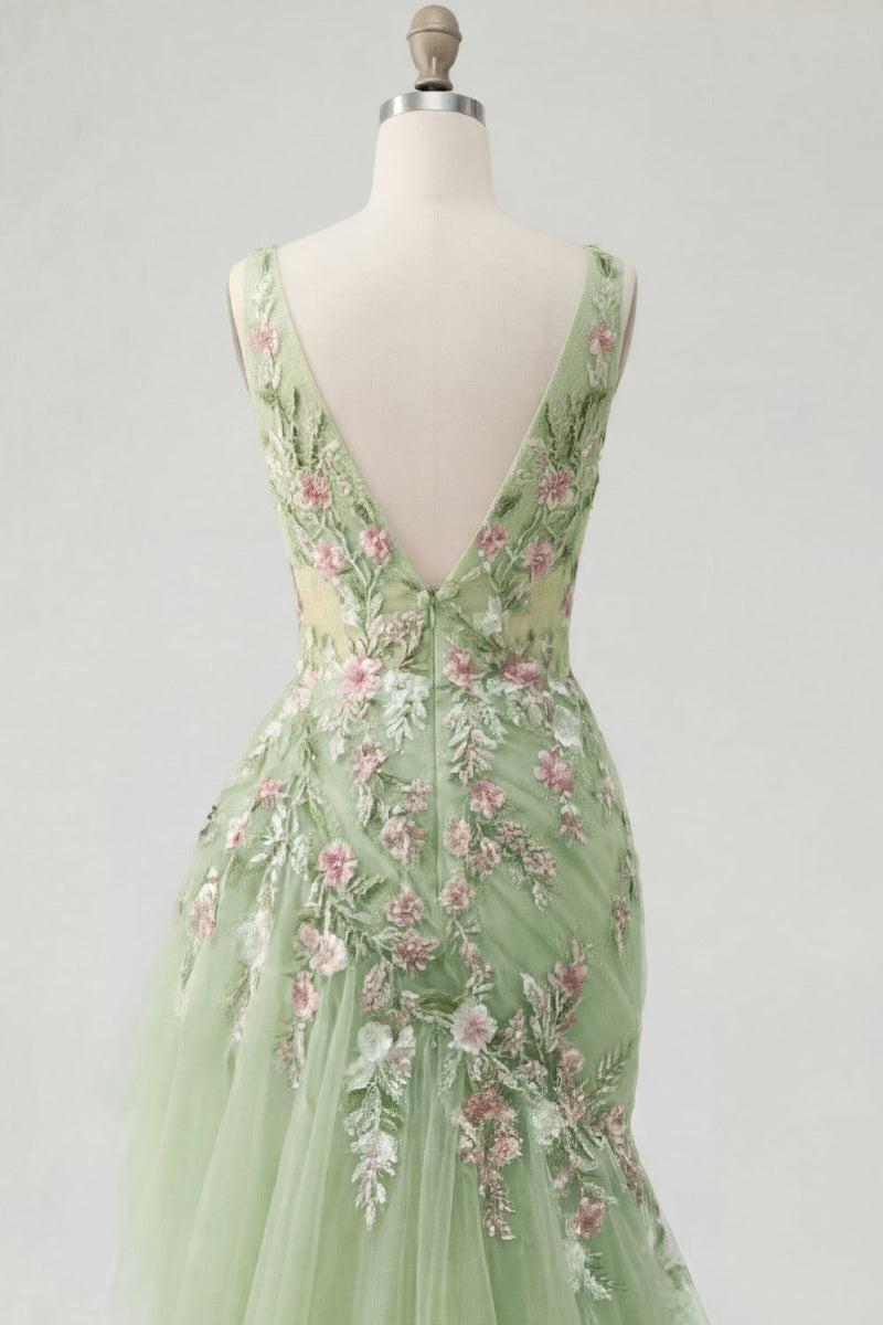 Laden Sie das Bild in den Galerie-Viewer, Grünes florales V-Ausschnitt-Meerjungfrauen-Prom-Kleid mit Rüschen
