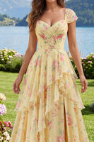 Laden Sie das Bild in den Galerie-Viewer, Gelbe Mützenärmel Ein linienrüschendes florales Abschlussballkleid mit Schlitz