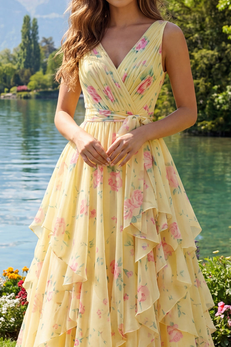 Laden Sie das Bild in den Galerie-Viewer, Gelbes Geblümtes V-Ausschnitt Langes Abschlussballkleid mit Rüschen und Schleife