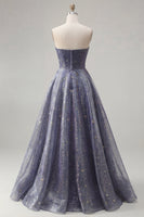 Laden Sie das Bild in den Galerie-Viewer, Elegantes, sternenbesetztes langes Abschlussballkleid mit einem skulpturalen, gerafften Oberteil und einem A-Linien-Rock