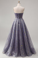 Laden Sie das Bild in den Galerie-Viewer, Elegantes, sternenbesetztes langes Abschlussballkleid mit einem skulpturalen, gerafften Oberteil und einem A-Linien-Rock