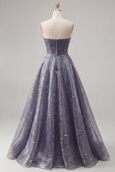 Elegantes, sternenbesetztes langes Abschlussballkleid mit einem skulpturalen, gerafften Oberteil und einem A-Linien-Rock