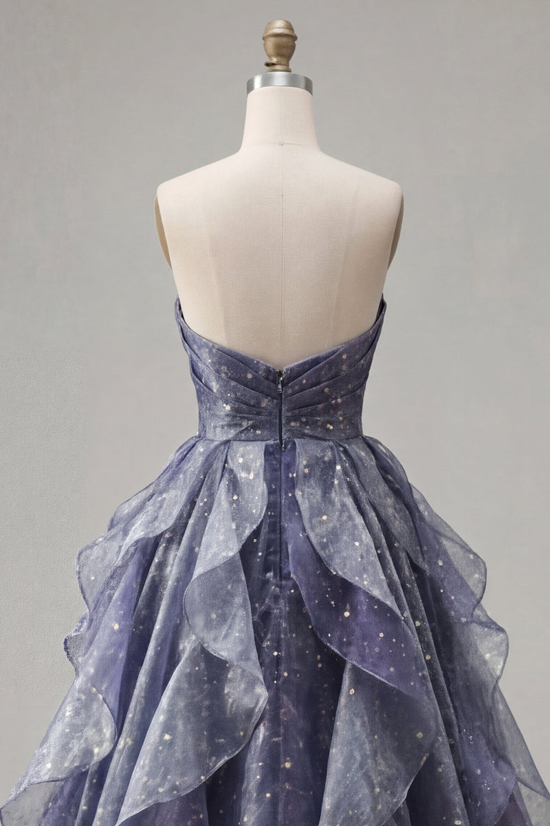 Laden Sie das Bild in den Galerie-Viewer, Sternennacht staubiges blaues, trägerloses Langballkleid mit gerafftem Oberteil und herabfallenden Rüschen