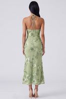 Laden Sie das Bild in den Galerie-Viewer, Salbei-Neckholderhals-Meerjungfrauen-Midi-Kleid mit Blumenstickerei