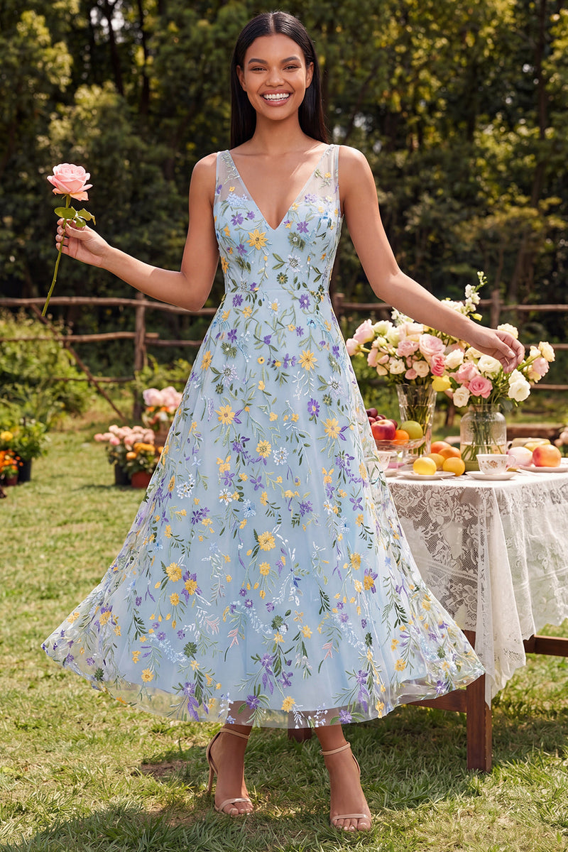 Laden Sie das Bild in den Galerie-Viewer, Blaues Blumen-V-Ausschnitt A-Linie Maxi-Kleid