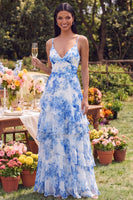 Laden Sie das Bild in den Galerie-Viewer, Weißblaue Blumen-Spaghettiträger – ein liniengebundenes Maxikleid mit Rüschen