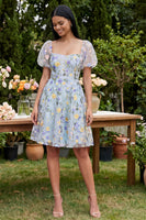 Laden Sie das Bild in den Galerie-Viewer, Blaues Blumen-A-Linien-Quadrathals-Midi-Kleid mit Puffärmeln