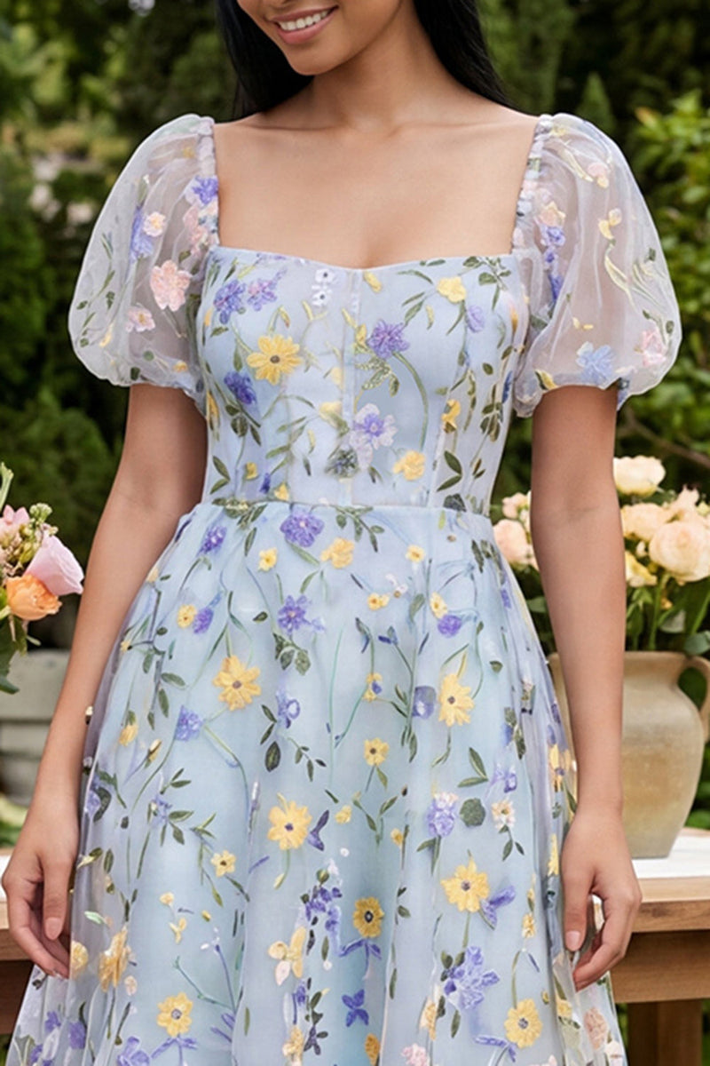 Laden Sie das Bild in den Galerie-Viewer, Blaues Blumen-A-Linien-Quadrathals-Midi-Kleid mit Puffärmeln