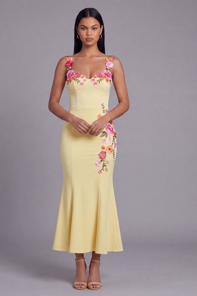 Laden Sie das Bild in den Galerie-Viewer, Hellgelbes Meerjungfrauenlanges Blumenkleid mit Applikationen