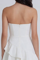 Laden Sie das Bild in den Galerie-Viewer, Herzausschnitt A-Linie Gerafftes Kurzes Standesamtkleid mit Rüschen