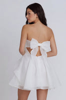 Laden Sie das Bild in den Galerie-Viewer, A-Linie Tüll Trägerloses Elfenbein Gerafftes Minikleid mit Schleife