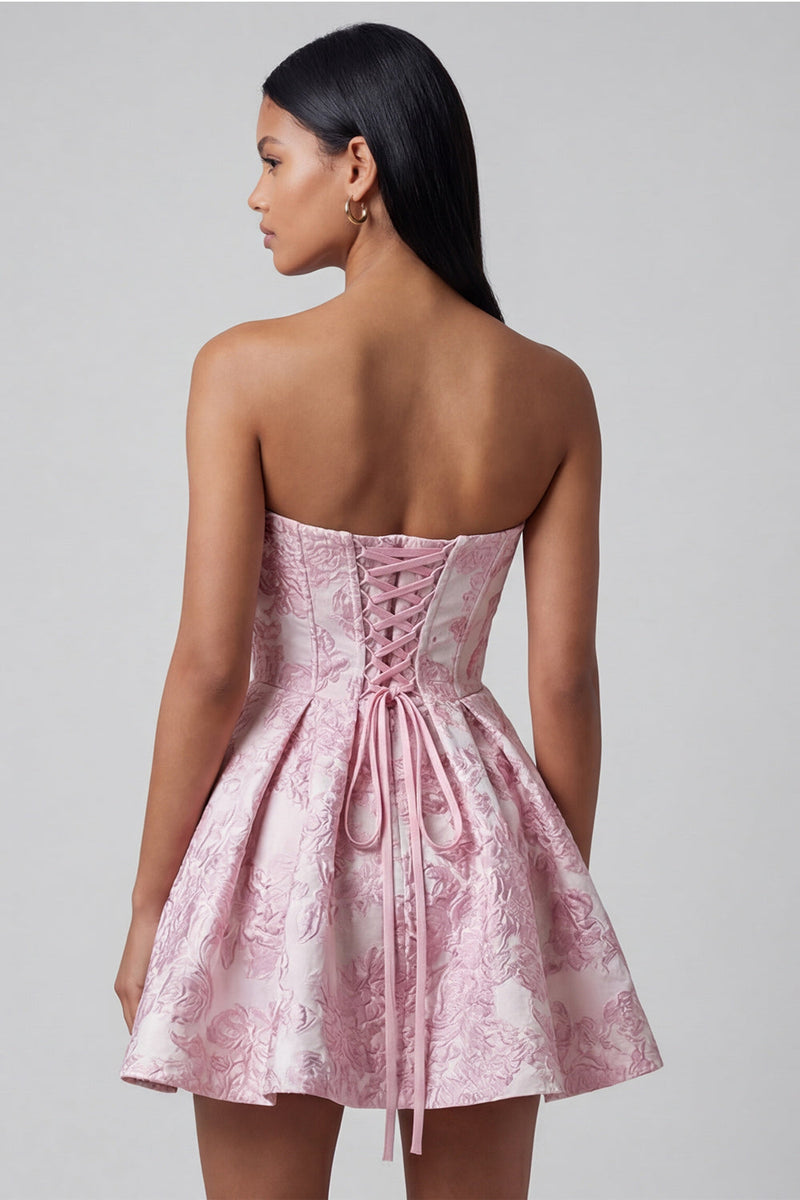 Laden Sie das Bild in den Galerie-Viewer, A-Linie pinkes Jacquard Sweetheart Mini-Homecoming-Kleid mit Rüschen und Schleife