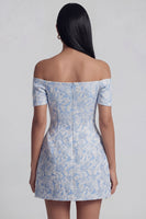 Laden Sie das Bild in den Galerie-Viewer, Off-the-shoulder blaues Jacquard A-Line Mini-Homecoming-Kleid mit Schleife
