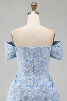 Laden Sie das Bild in den Galerie-Viewer, Off-the-shoulder Blaues Jacquard A-Linie Mini Abendkleid mit Schleife