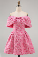 Laden Sie das Bild in den Galerie-Viewer, A-Linie fuchsiafarbenes Jacquard-Mini-Homecoming-Kleid mit Schleife