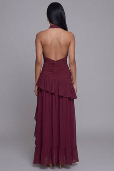 Halter-Burgunder-Cut-Out, rüschendes Festkleid mit Schlitz