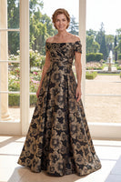 Laden Sie das Bild in den Galerie-Viewer, Ein schwarzes schulterloses Jacquard-Floral-Kleidungsstück mit langer Mutter der Braut