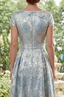 Laden Sie das Bild in den Galerie-Viewer, A-Linie Jacquardblauer Bateau-Ausschnitt Langes Mutter-der-der-Braut-Kleid mit Schleife
