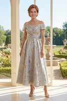 Laden Sie das Bild in den Galerie-Viewer, A-Linie staubiges blaues Schulter-Jacquard gerafftes langes Mutter-der-Braut-Kleid