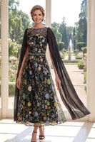 Laden Sie das Bild in den Galerie-Viewer, Tüll-Schwarzes, A-Linien-besticktes langes Mutter-der-der-Braut-Kleid mit Umhangärmeln