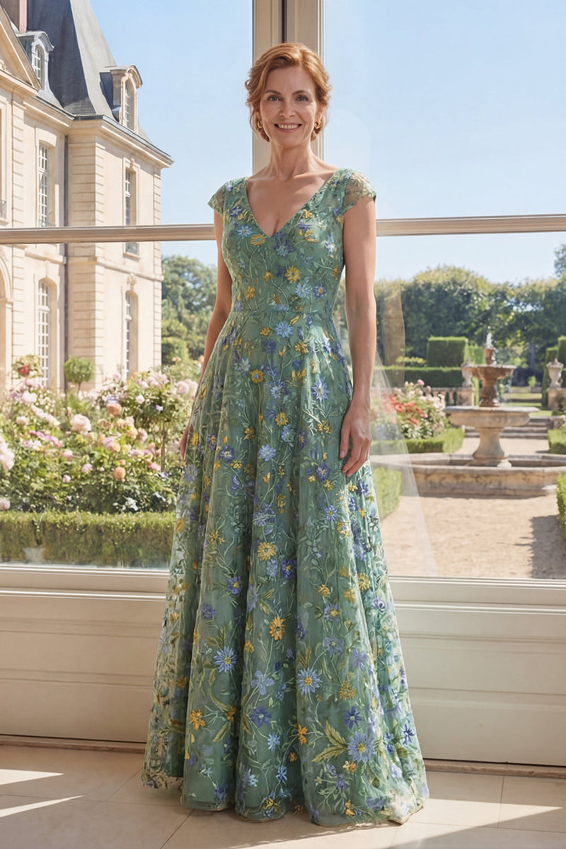 Laden Sie das Bild in den Galerie-Viewer, Grünes A-Linien-Tüll-Stickerei mit V-Ausschnitt langes Mutter-der-Braut-Kleid