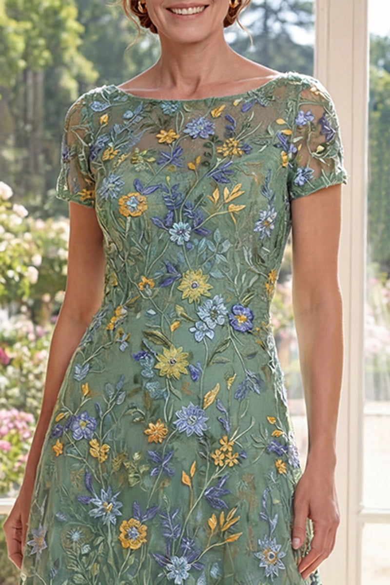 Laden Sie das Bild in den Galerie-Viewer, A-Linie grüner Tüll-Bateau-Hals mit stickendem Mutter-der-Braut-Kleid