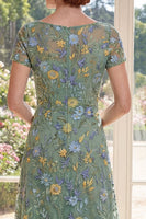 Laden Sie das Bild in den Galerie-Viewer, A-Linie grüner Tüll-Bateau-Hals mit stickendem Mutter-der-Braut-Kleid