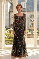 Laden Sie das Bild in den Galerie-Viewer, Schwarzes, A-Linien-Tüll-Quadrathals besticktes Mutter-der-Braut-Kleid