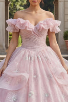 Laden Sie das Bild in den Galerie-Viewer, Off-the-shoulder Rosa Glitzer Rüschen Abschlusskleid