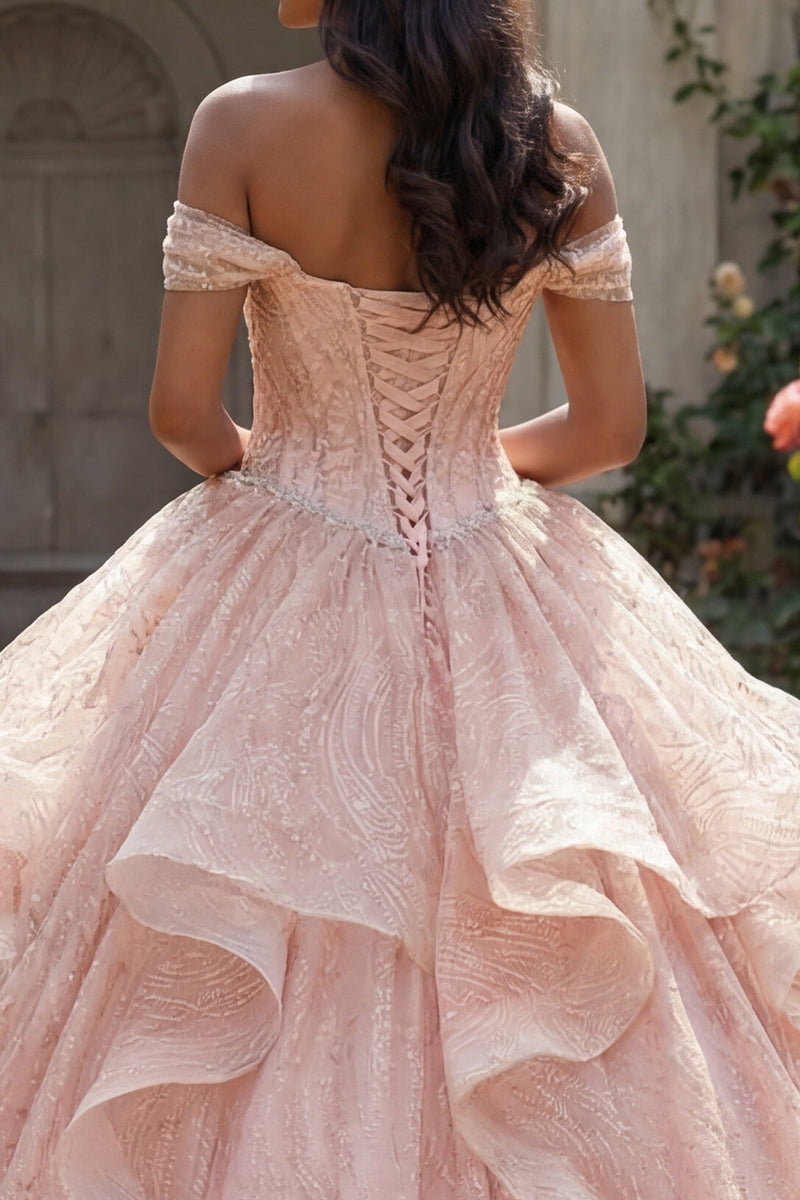 Laden Sie das Bild in den Galerie-Viewer, Schulterloses Glitzerndes Rosa Abschlusskleid mit Perlen und Rüschen