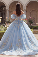 Laden Sie das Bild in den Galerie-Viewer, Himmelblaues Ballkleid ohne Schulter mit Korsettapplikation Abschlusskleid mit Puffärmeln