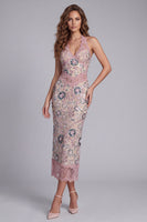 Laden Sie das Bild in den Galerie-Viewer, Glitzerndes Rouge-Neckholder-Sheath Maxi-Blumencocktailkleid mit Spitze