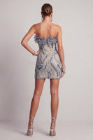 Laden Sie das Bild in den Galerie-Viewer, Glitzerndes, staubiges blaues, trägerloses, eng besetztes kurzes Cocktailkleid mit Rüschen