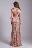 Laden Sie das Bild in den Galerie-Viewer, Glitzerndes Champagner-Satin-Meerjungfrauen-Festkleid mit Schlitz