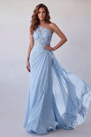 Laden Sie das Bild in den Galerie-Viewer, Ein schulteriges himmelblaues applikiertes Chiffon-Festkleid mit Girlande