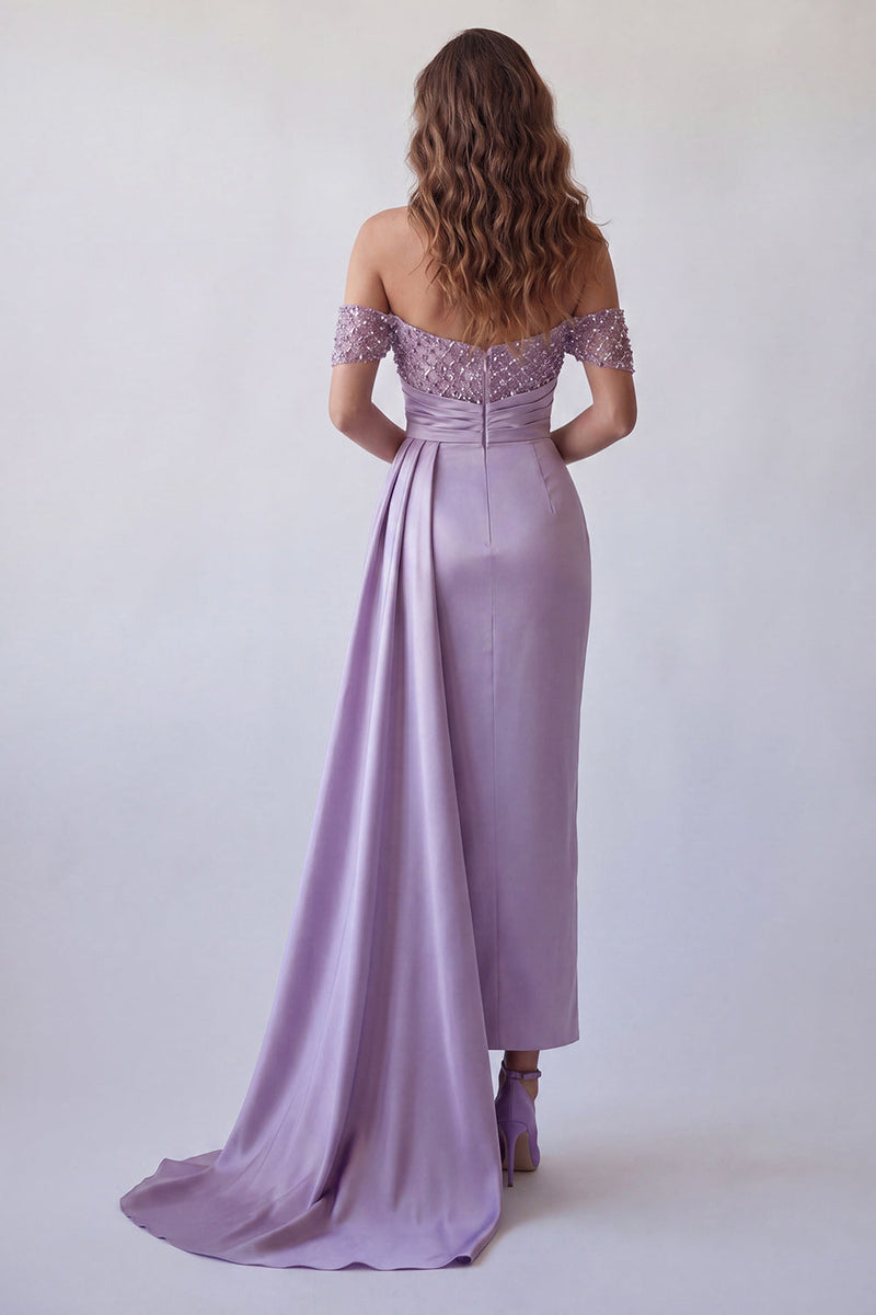 Laden Sie das Bild in den Galerie-Viewer, Glitzerndes hellviolettes Off-the-Shoulder-Sheath-Festkleid mit Girlande