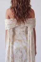 Laden Sie das Bild in den Galerie-Viewer, Off-the-shoulder Champagner Bodycon-bedrucktes Midi-Festkleid mit Umhang