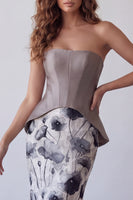 Laden Sie das Bild in den Galerie-Viewer, Vintage-Mauve-Meerjungfrauen-Chiffon-Trägerloses, langes Festkleid