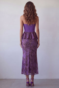 Lila Meerjungfrauen-Chiffon-Trägerloses Midi-Festkleid mit Rüschen