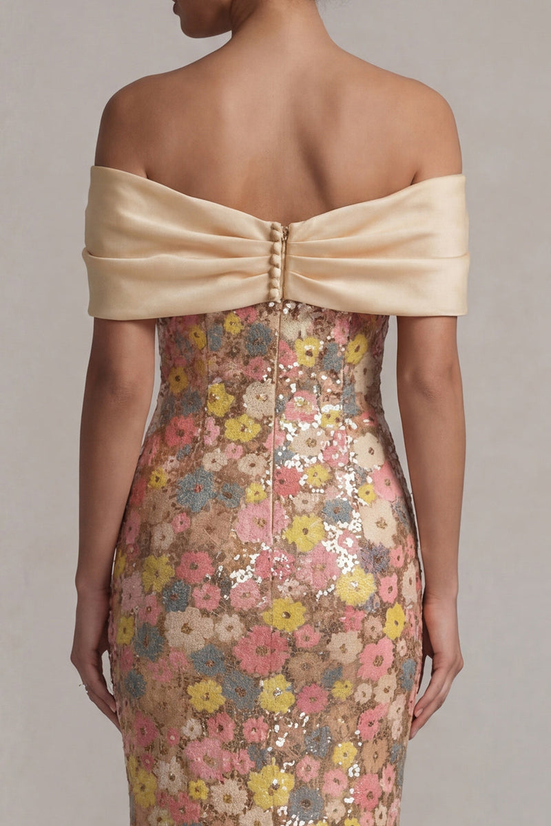Laden Sie das Bild in den Galerie-Viewer, Schulterlose Blumenmeerjungfrau, glitzerndes gelbes Langkleid der Mutter der Braut mit Schleife